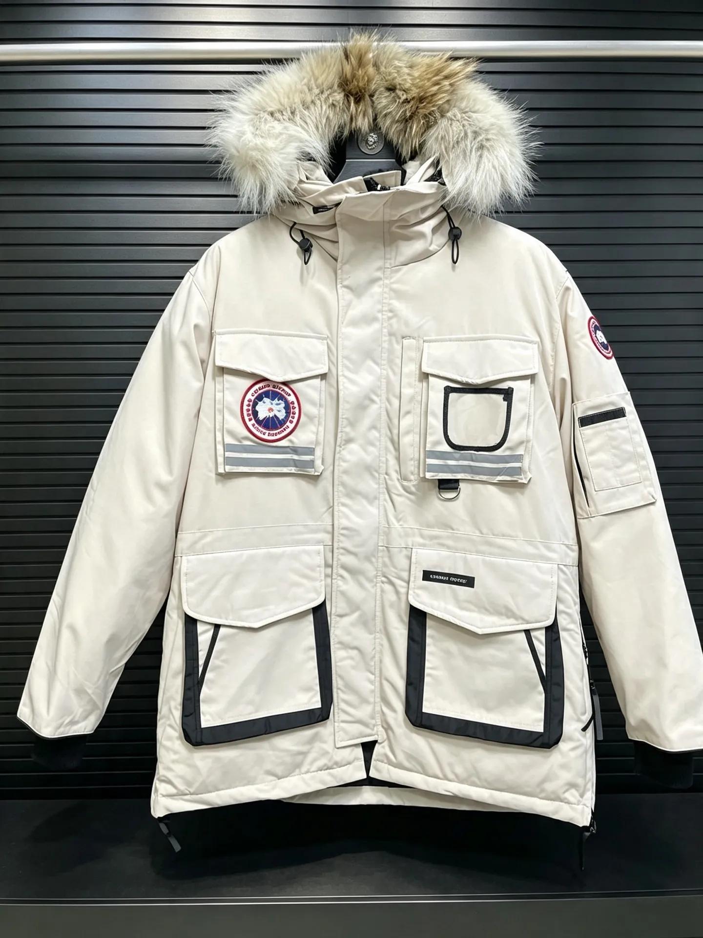 CANADA GOOES 10 Factory : . . . .Premium ， Drop Shipping！ Snow Mantra 10 ， ， 。 。 ， 。 21 ，TC 85 ， Wear-Resistant。 90 . 100% nylon ， ， ！ YKK ，YKK ， 。3M ， 。 : ， 。 ， · · Quality· ！ SIZE:XS-XXL